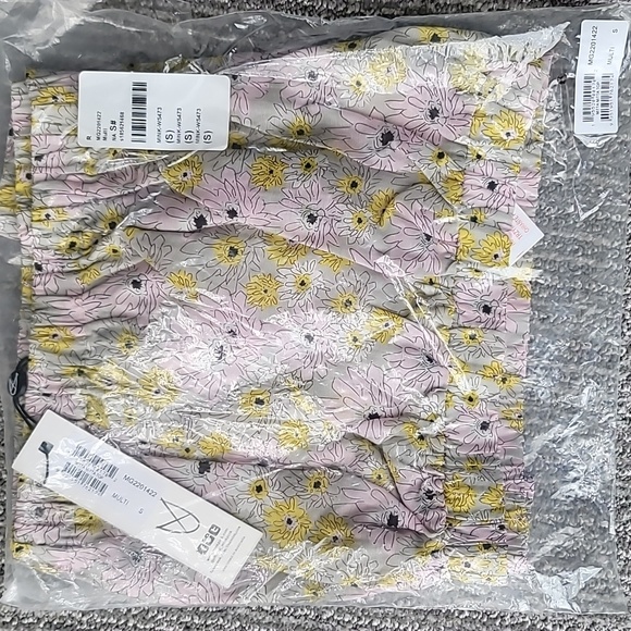 NWT MINKPINK Mitta Mitta Top, Size Small, Color Multi - Picture 11 of 13